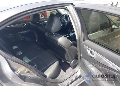 2018 Infiniti Q50 3.0T Luxe из США, поврежденный, VIN JN1EV7AR9JM431088